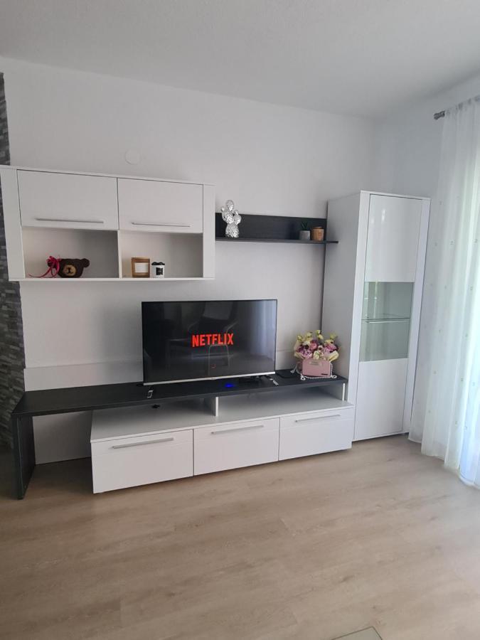 Apartmani Emily Пула Екстер'єр фото